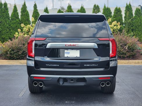 Used 2024 GMC Yukon XL Denali image 8