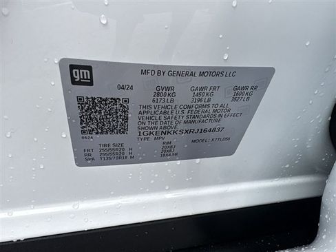 Used 2024 GMC Acadia Elevation w/ LPO, Floor Liner Package FWD image 33