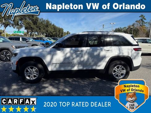 Used 2023 Jeep Grand Cherokee Laredo w/ Luxury Tech Group I image 13