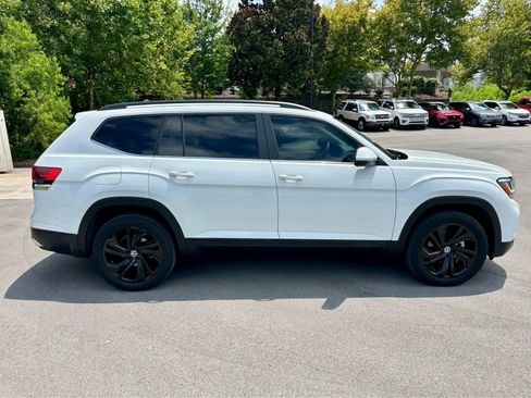 Used 2023 Volkswagen Atlas SE w/ Black Wheel Package AWD/4WD image 4