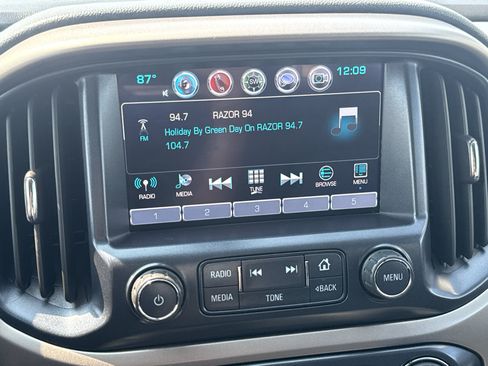 Certified 2018 Chevrolet Colorado Z71 AWD/4WD image 19