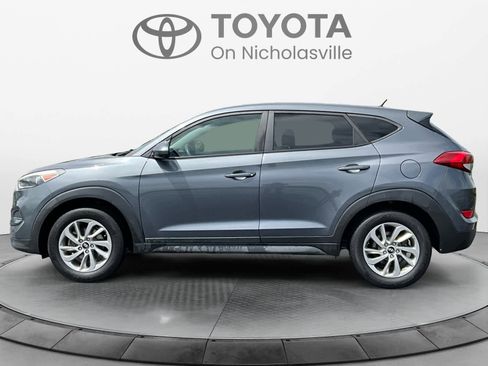 Used 2018 Hyundai Tucson SE AWD/4WD image 3
