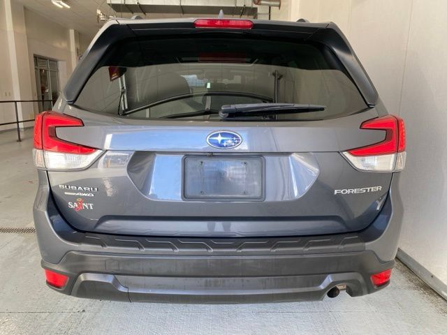 Used 2021 Subaru Forester Premium AWD/4WD image 6