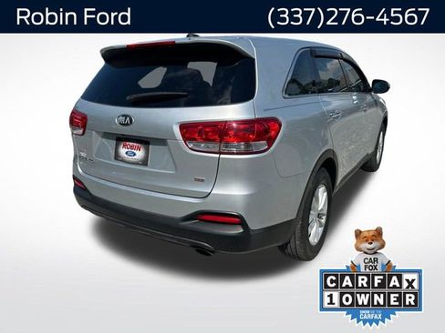 Used 2018 Kia Sorento L FWD image 5