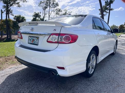 Used 2011 Toyota Corolla S w/ Preferred Accessory Pkg FWD image 8