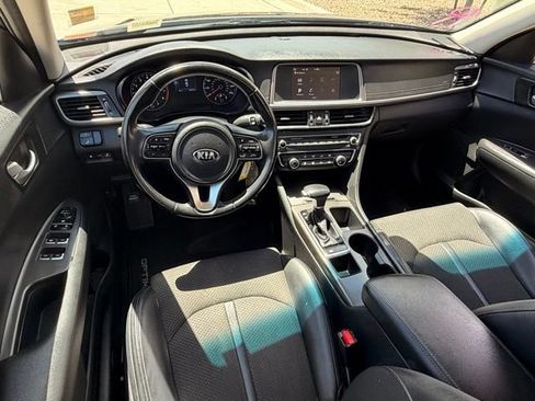 Used 2018 Kia Optima S FWD image 12