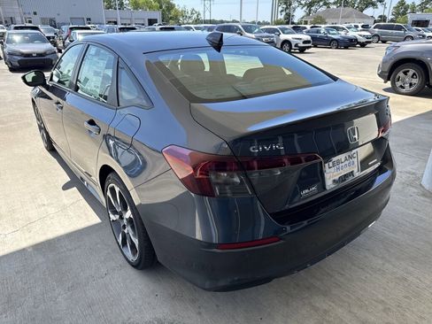 New 2025 Honda Civic Sport Touring image 7