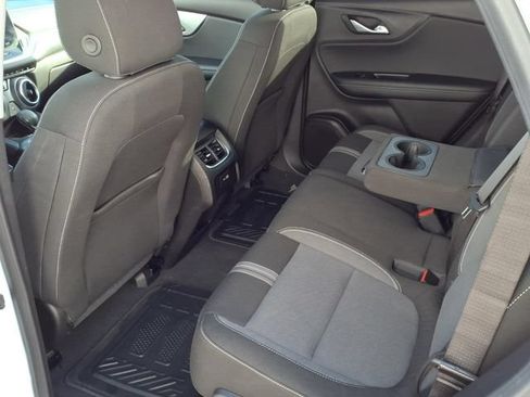 Used 2024 Chevrolet Blazer LT w/ Convenience Package AWD/4WD image 6