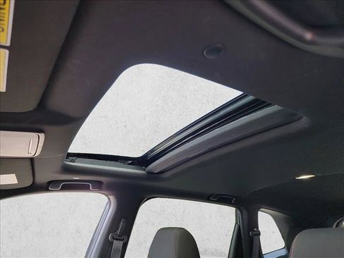 Used 2023 Honda CR-V Sport image 16