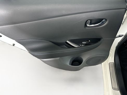 Used 2023 Nissan Leaf SV Plus image 26