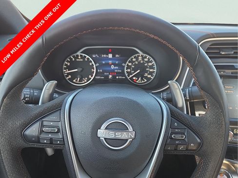 Used 2023 Nissan Maxima SR w/ Sport Mat Group image 24