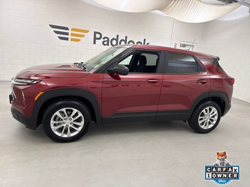 Used 2024 Chevrolet TrailBlazer LS w/ LS Convenience Package FWD image 2
