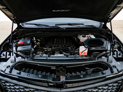 Used 2025 Cadillac Escalade V image 97