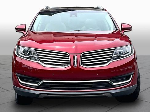 Used 2018 Lincoln MKX Reserve w/ Driver Assistance Package FWD image 4