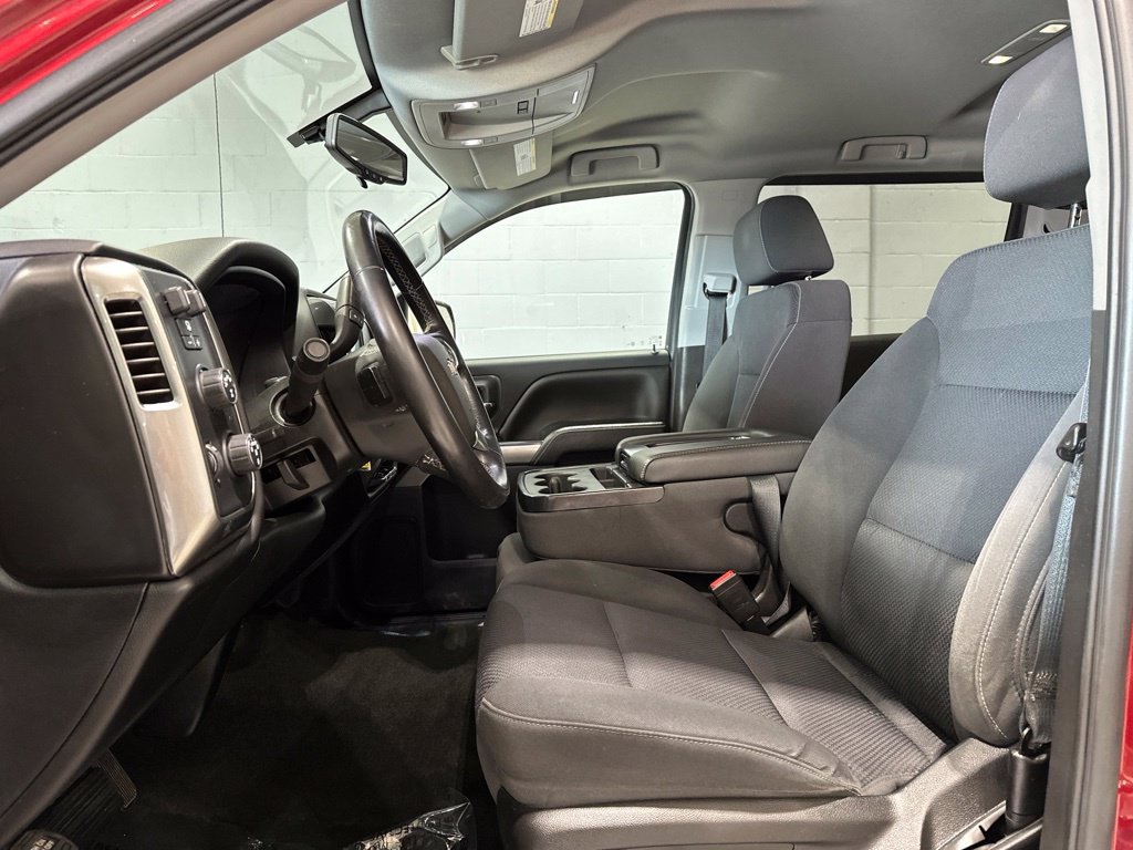 Used 2018 Chevrolet Silverado 1500 LT w/ All Star Edition AWD/4WD image 14
