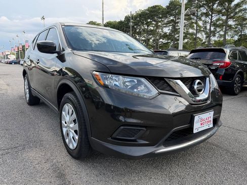 Used 2016 Nissan Rogue S AWD/4WD image 4