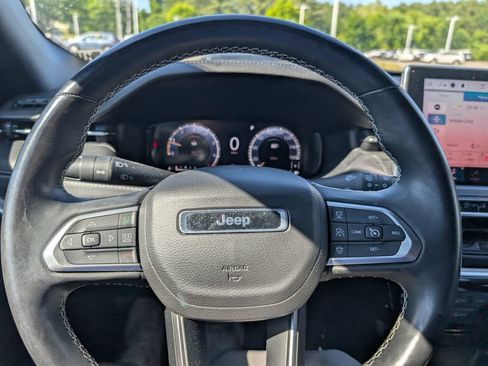 Used 2022 Jeep Compass High Altitude AWD/4WD image 24