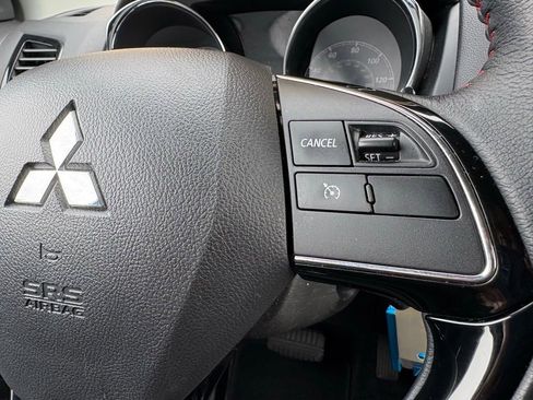 Used 2025 Mitsubishi Outlander Sport LE AWD/4WD image 24