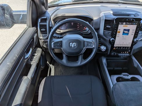 Used 2024 RAM 1500 Laramie image 16