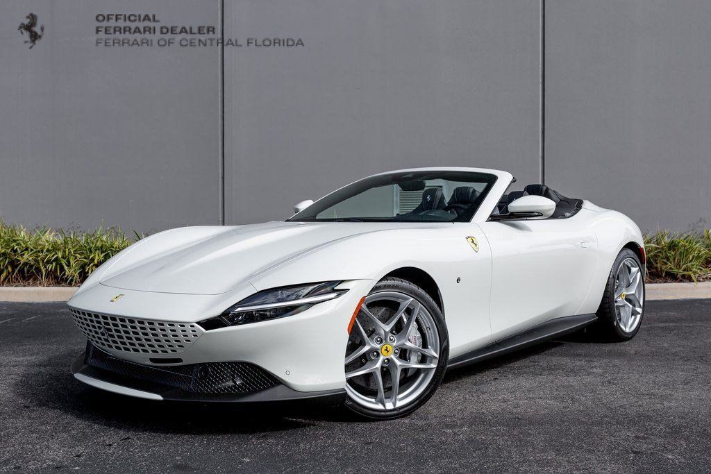 Used 2024 Ferrari Roma Spider RWD image 1