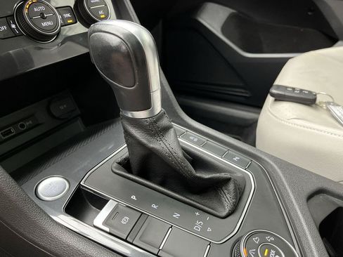 Used 2019 Volkswagen Tiguan S AWD/4WD image 27