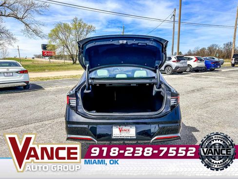 Used 2025 Hyundai Sonata SEL FWD image 14