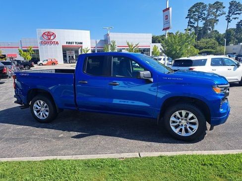 Used 2022 Chevrolet Silverado 1500 Custom AWD/4WD image 6
