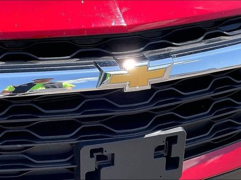 Used 2025 Chevrolet Blazer LT AWD/4WD image 30