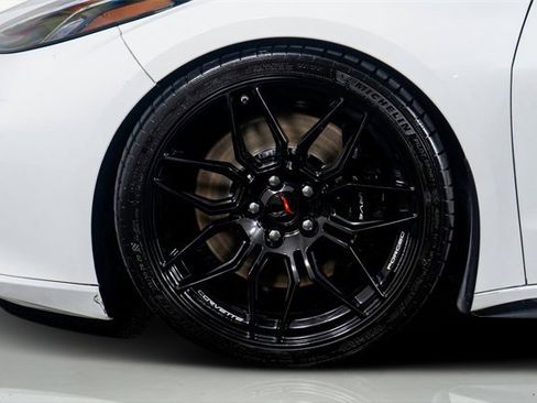 Used 2024 Chevrolet Corvette Z06 image 19