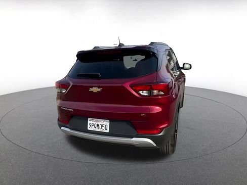 Used 2025 Chevrolet TrailBlazer LT image 14