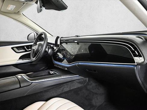 New 2026 Mercedes-Benz E 450 4MATIC Sedan image 24