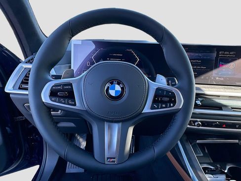 New 2026 BMW X7 xDrive40i w/ M Sport Package AWD/4WD image 8