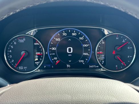 Certified 2023 GMC Acadia SLT w/ Technology Package AWD/4WD image 26