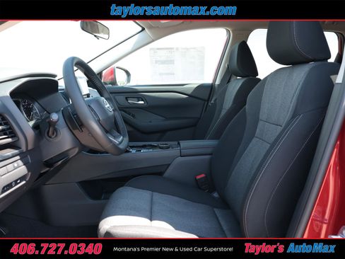 New 2026 Nissan Rogue SV w/ Cold Weather Package AWD/4WD image 5