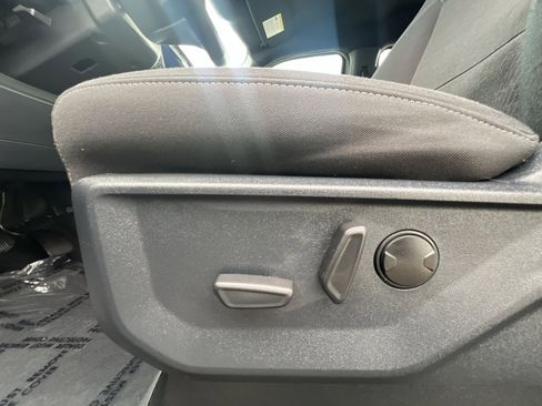 Used 2022 Ford F150 XLT w/ Equipment Group 302A High image 30