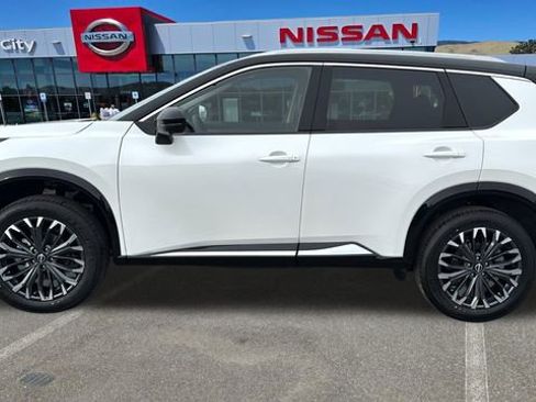 New 2026 Nissan Rogue Platinum w/ Platinum Premium Package image 6