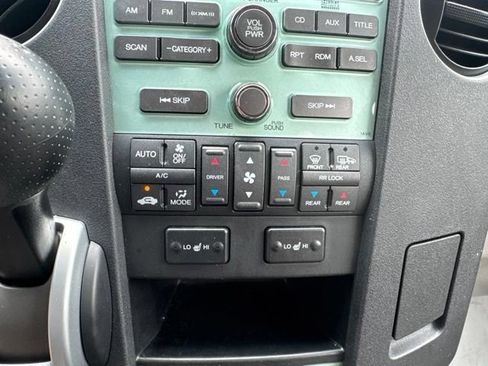 Used 2011 Honda Pilot EX-L image 21