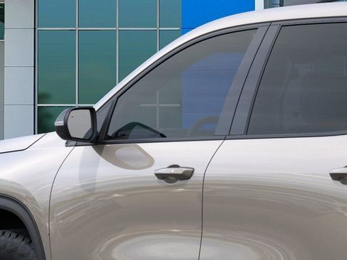 New 2026 Chevrolet Traverse Z71 AWD/4WD image 12