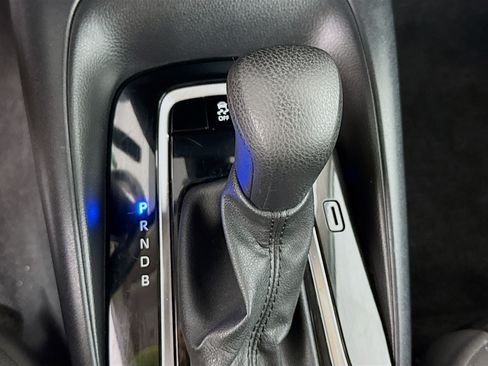 Used 2024 Toyota Corolla LE FWD image 18