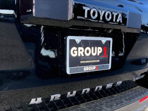 Used 2025 Toyota 4Runner Limited AWD/4WD image 31