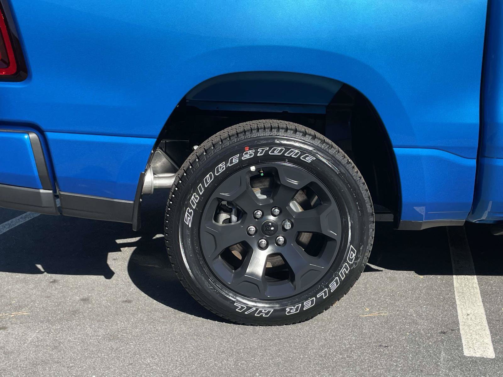 Used 2026 RAM 1500 Express AWD/4WD image 7