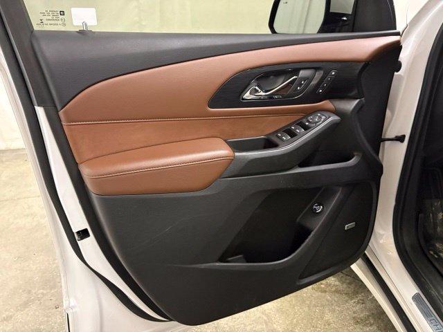 Used 2018 Chevrolet Traverse High Country AWD/4WD image 36