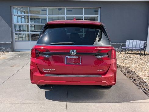 Used 2025 Honda Odyssey Sport-L image 5