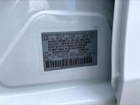 Used 2015 Nissan Sentra SV FWD image 34