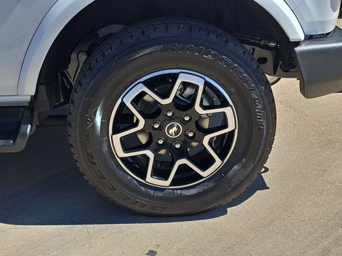 New 2026 Ford Bronco Outer Banks image 29