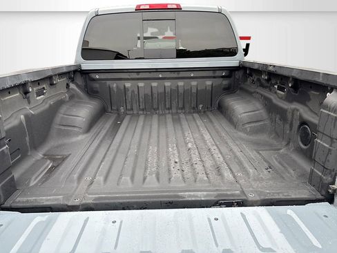 Used 2024 Nissan Frontier PRO-4X w/ Technology Package AWD/4WD image 24
