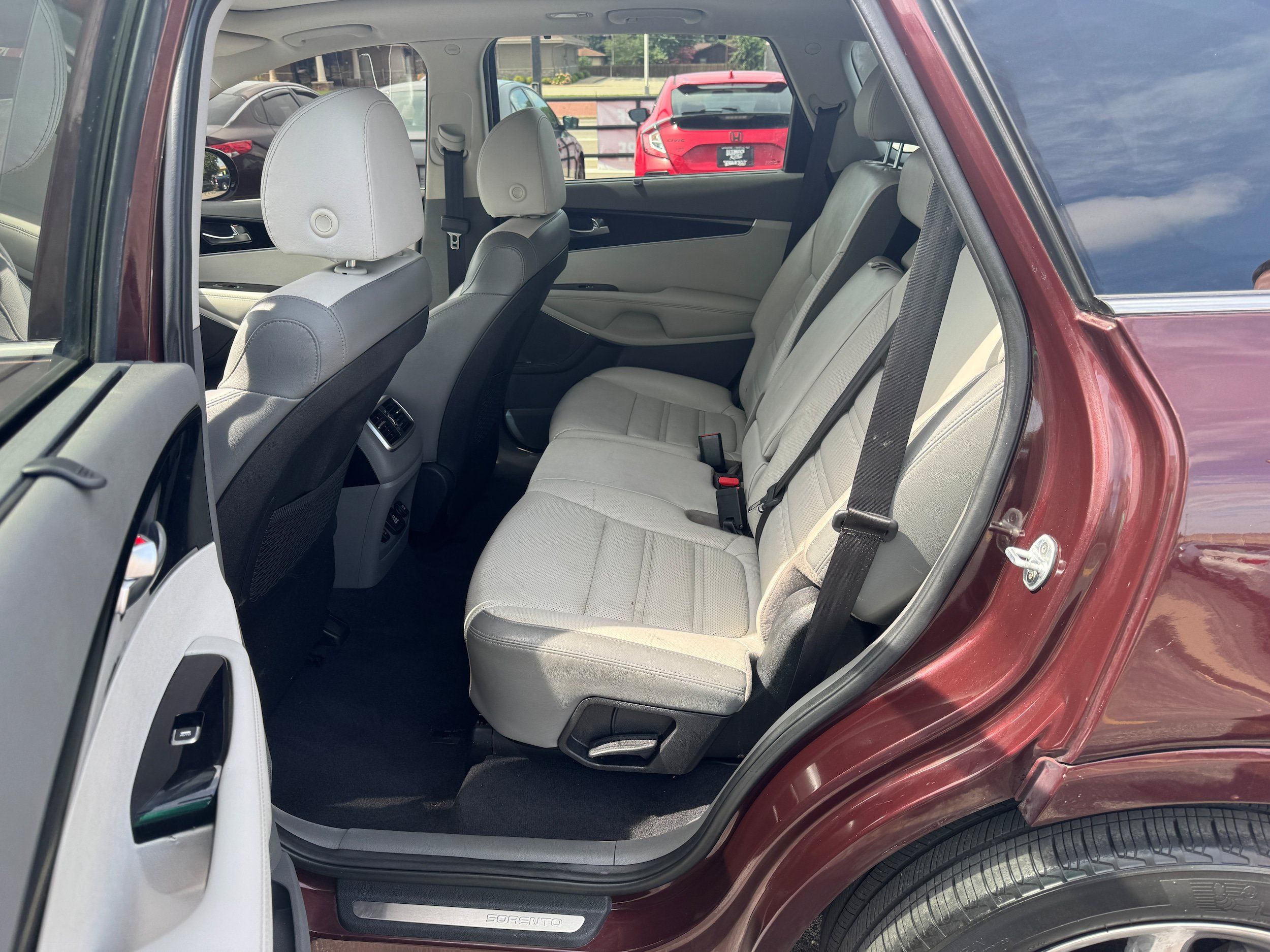 Used 2019 Kia Sorento SX AWD/4WD image 6