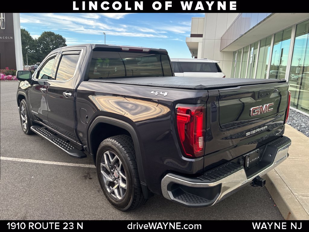 Used 2022 GMC Sierra 1500 SLT w/ SLT Convenience Package AWD/4WD image 3