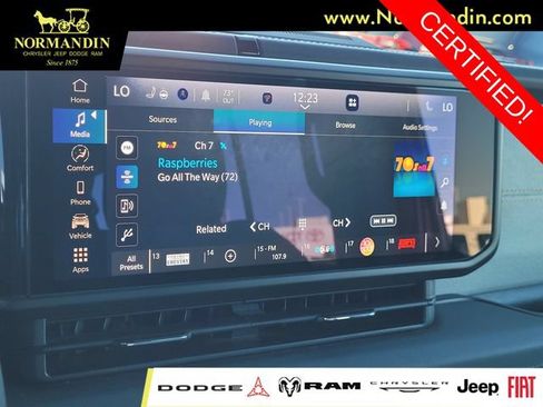 Certified 2024 Jeep Wrangler Unlimited Sahara AWD/4WD image 9