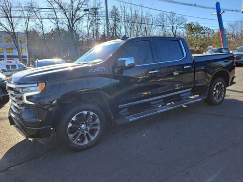 Used 2022 Chevrolet Silverado 1500 High Country image 2